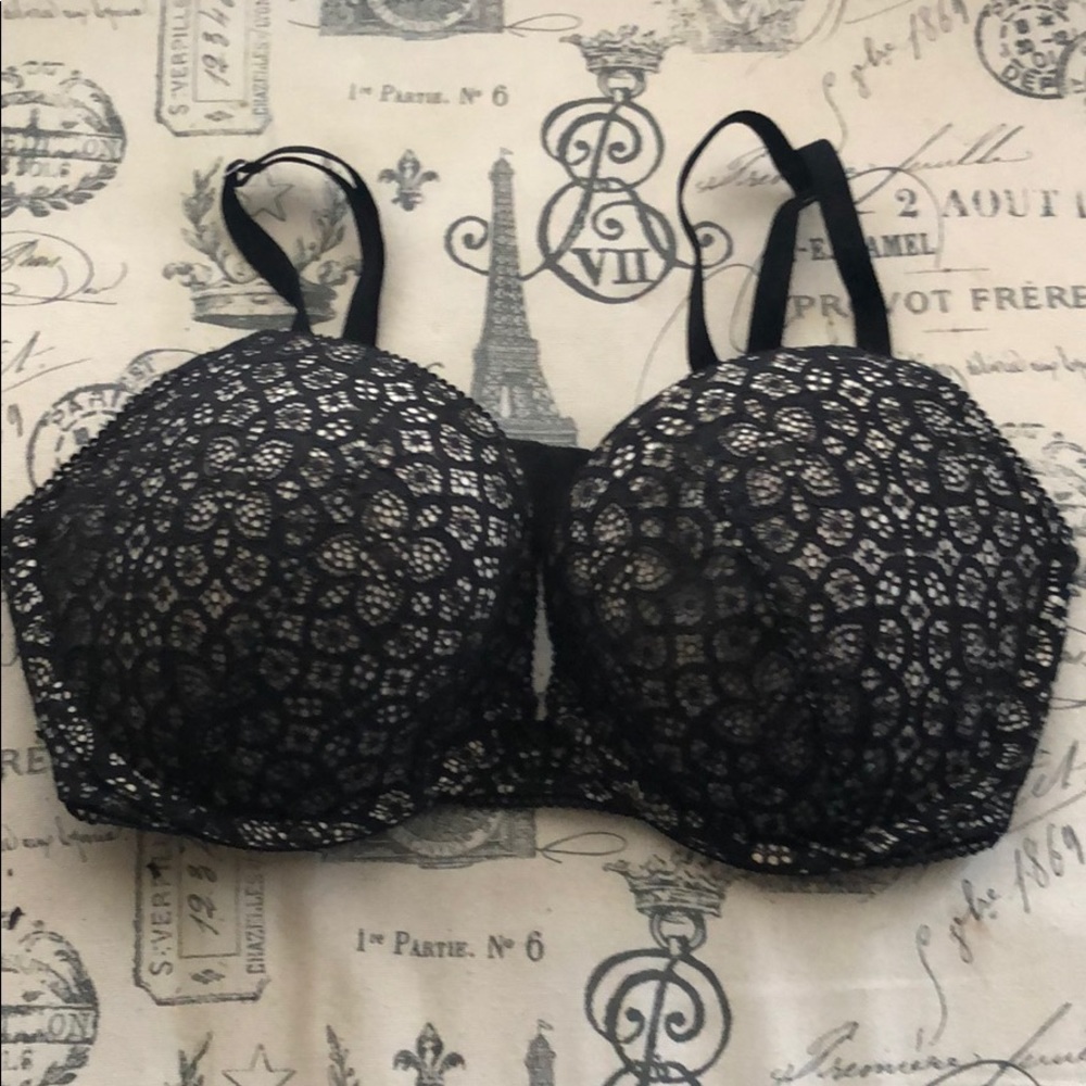 VS 36D bra NWOT cushioned wired
